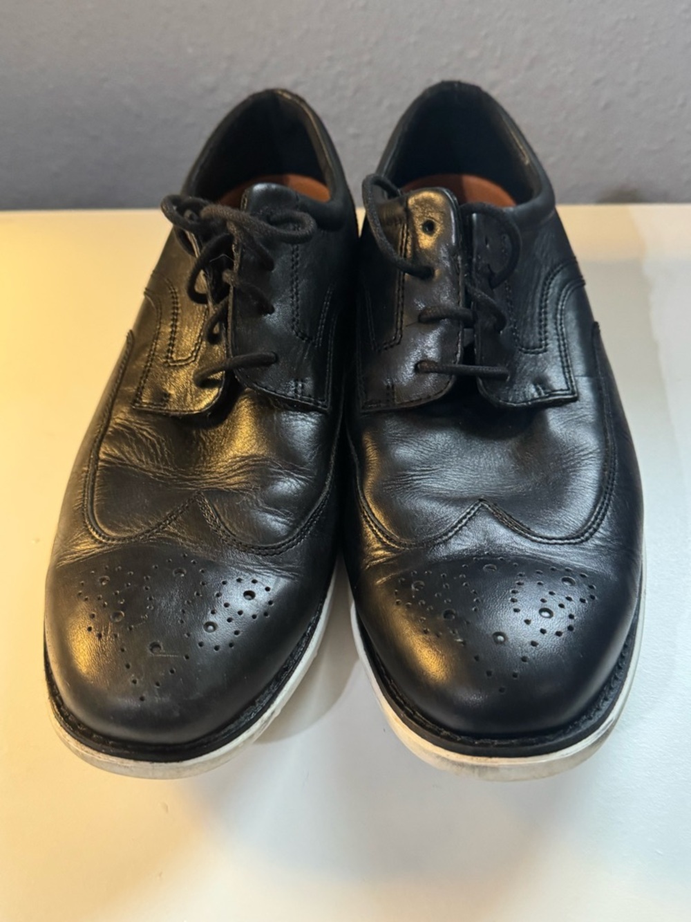 Rockport Men's Total Motion Black Leather Lace-Up Casual Wingtip Oxfords - Picture 2 of 8